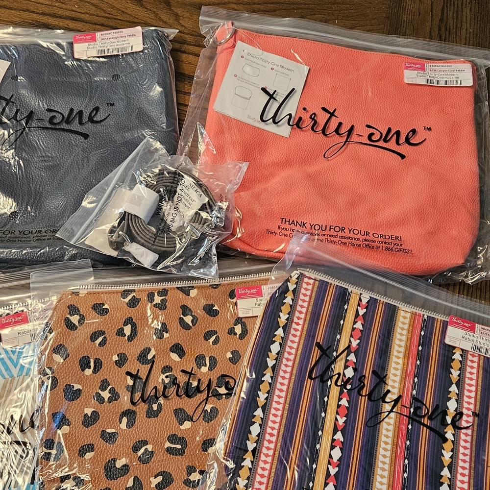Thirty-One Tote and Accessories Set